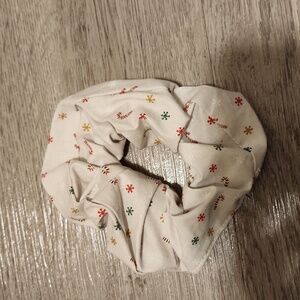 🐻 New Hair Scrunchie